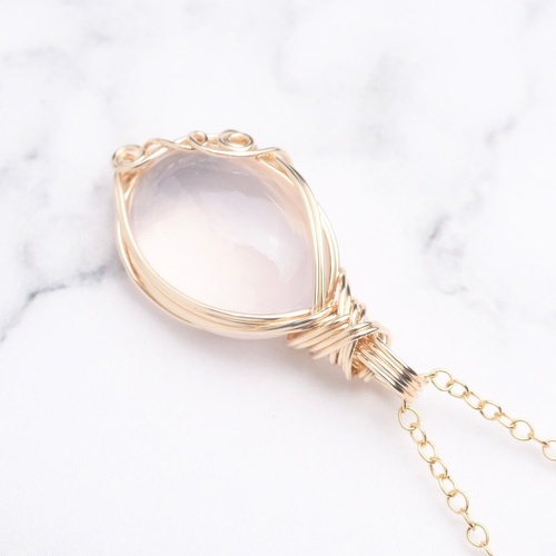 ★夏1000円メガ割中★ 14KGFローズクォーツ　ゴールドネックレス ローズクォーツ ペンダントトップ ワイヤーラッピング ネックレス