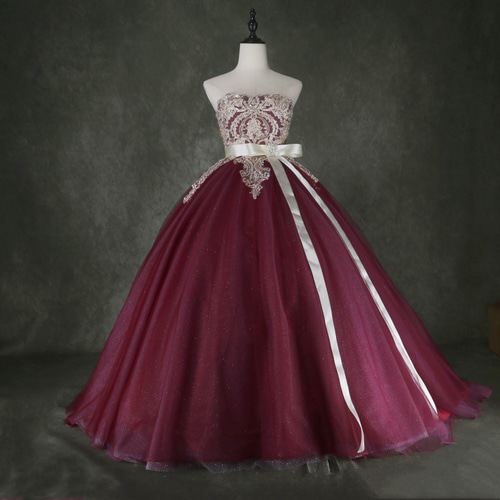 送料無料！カラードレス ボルドー色 キラキラ光る刺繍 キラキラ  