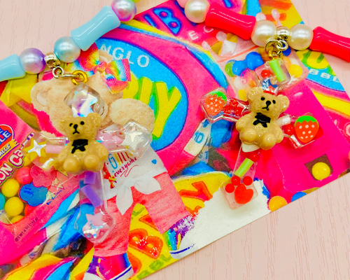 お月様大好き♡ゆめかわカラフルくま おもちゃの十字架くまさんネックレス ゆめかわ / いちご おもちゃ