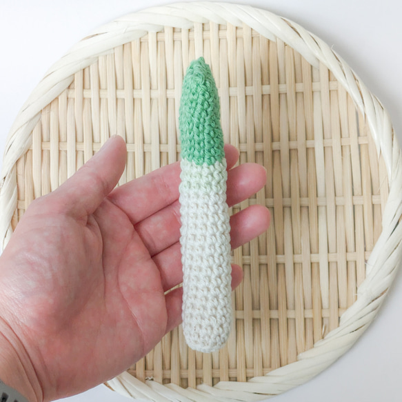 無農薬の手編みのネギ ベビーギフト 出産祝い ギャップ おもちゃ にぎにぎ おままごと 7枚目の画像