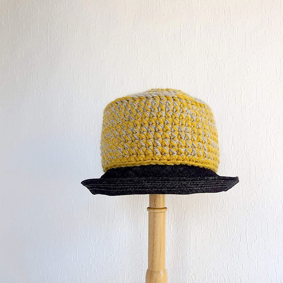 手編み ニット バケットハット ミモザ イエロー 黄色 グレー Mサイズ アクリル デニム 洗える 帽子 6枚目の画像