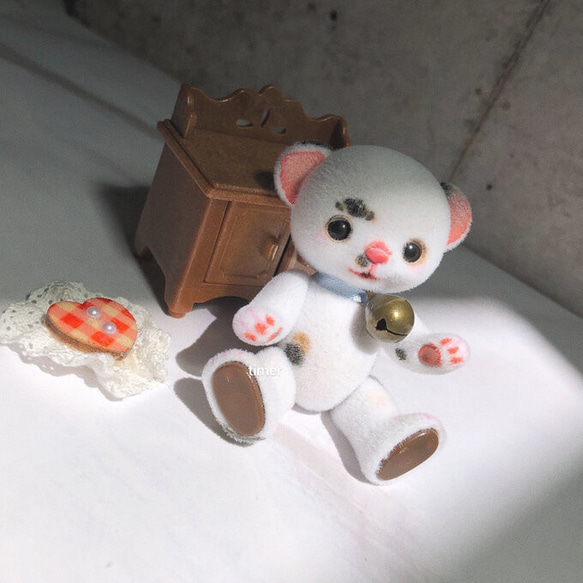 お買い得商店街 ミモザ カスタム ハニーベア ホワイト まゆげ猫32 さくら猫 人形