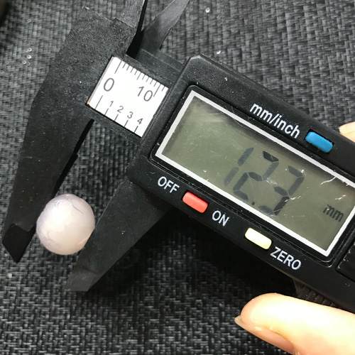 ゴビ石−1221 ゴビ瑪瑙 ボタン 『つぼみ』 天然石 KIKI 通販