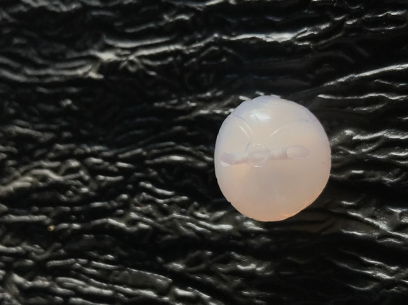 ゴビ石−1221 ゴビ瑪瑙　ボタン　『つぼみ』 16枚目の画像