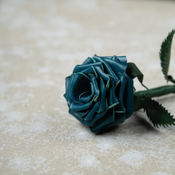 【母の日早割】レザーローズ 【ベルギーレザー】ボタニカル 新生活 青いバラ バラ ギフト 造花 贈り物 お祝いギフト 4枚目の画像