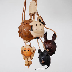 Handmade可愛い本革　動物鼠牛虎兎龍蛇馬羊猿鳥犬豚バッグチャーム　キーリング 2枚目の画像