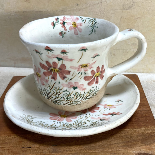 手描き粉引きコスモス柄コーヒー碗皿 ティーカップ じゅん陶房 通販