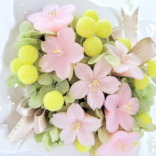 桜とミモザ石鹸の咲く春の額かざり～/ソープカービング/石鹸彫刻