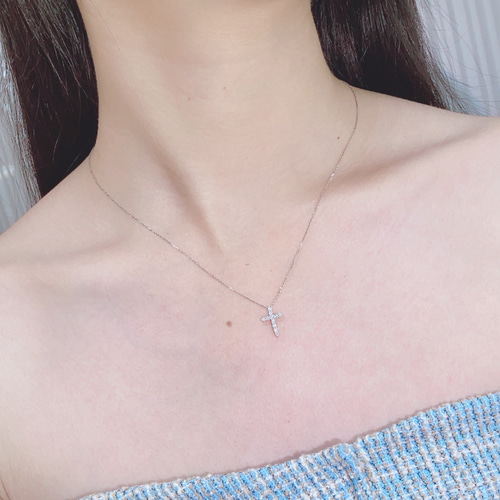 クロスモチーフ 天然ダイヤモンドペンダントk18 ネックレス  