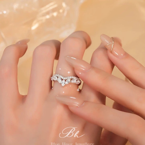 キラキラ❗️１ct✨ダイヤモンド✨ゴールド✨リング✨約12号✨指輪 フラワー 1カラット 高炭素ダイヤモンド キラキラ ゴージャス