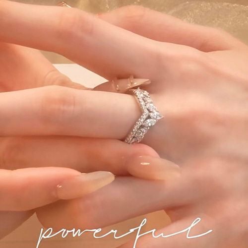 クラウン V字 高炭素ダイヤモンド マーキス キラキラ ゴージャス