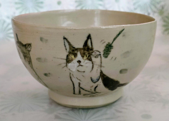 R6018  オトボケ猫ちゃん茶碗(どんぶり) 4枚目の画像