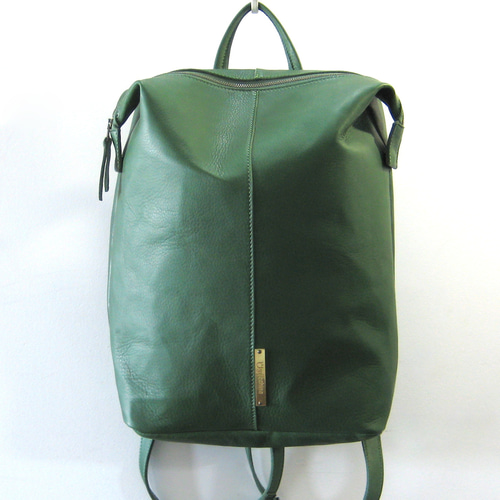 【美品】muku MONTEROSA 本革 リュック オリーブグリーン バッグ 美品】muku MONTEROSA 本革リュック オリーブグリーン 2025年