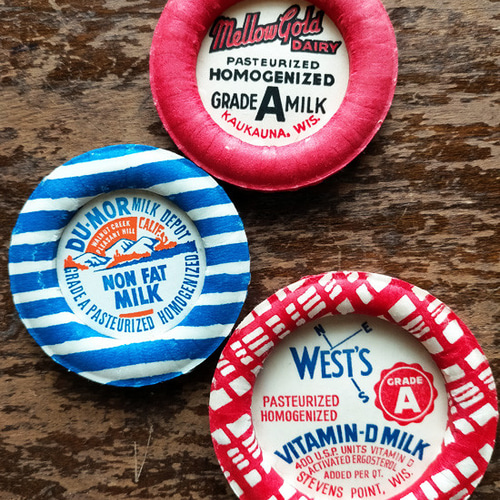 X】アメリカ Vintageミルクキャップ DA-CO122 タグ・台紙 DAISY