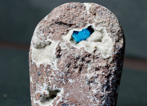 カバンサイト.インド産 原石 標本 141g 天然原石 1枚目の画像