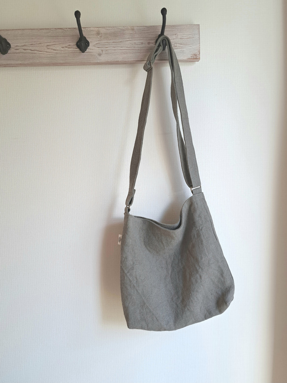 リネンのくったりショルダーバッグ 13枚目の画像