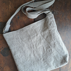 リネンのくったりショルダーバッグ 12枚目の画像