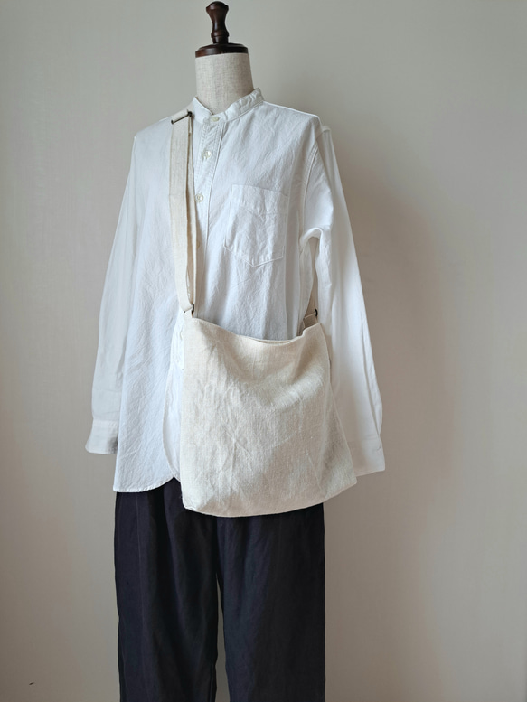 リネンのくったりショルダーバッグ 8枚目の画像