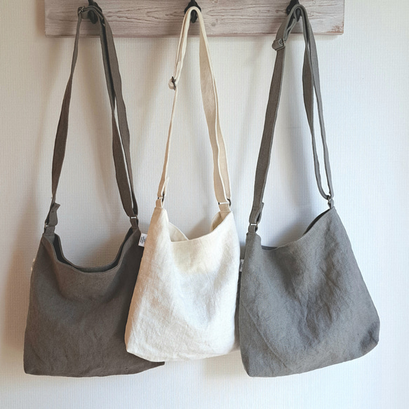 リネンのくったりショルダーバッグ 1枚目の画像