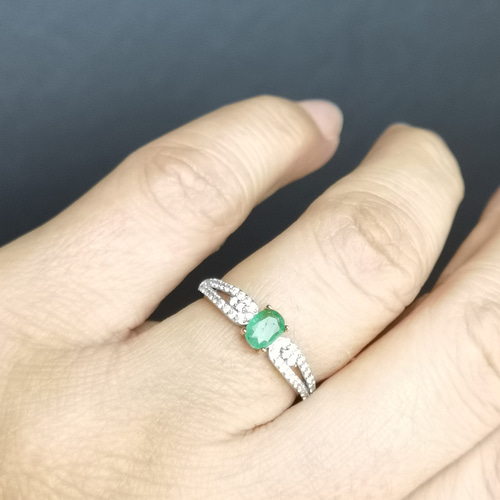 天然宝石☆煌めき高グレード宝石「エメラルド」シルバー925 天然宝石☆煌めき高グレード宝石「エメラルド」シルバー925