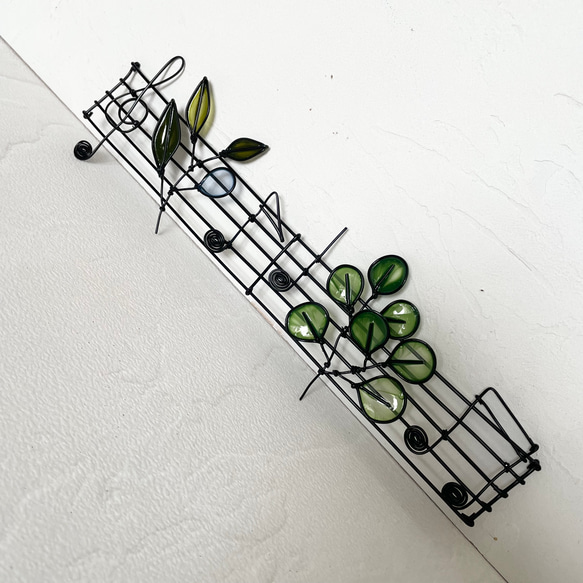 ディップの草花と音符の楽譜　ワイヤークラフト 1枚目の画像