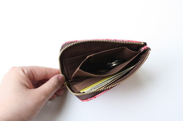 【ミラーゴールド】ゴートレザーのスリムなミニ財布　L字型 5枚目の画像