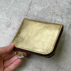 【新色・ミラーゴールド】ゴートレザーのスリムなミニ財布　L字型 3枚目の画像