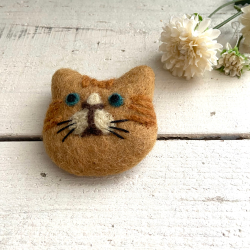 オリジナル 羊毛 フェルト 猫ちやん ネコ ねこ ブローチ ハンドメイド