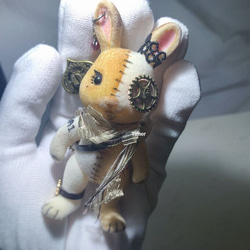 カスタム ウサギファミリー ホワイト シルバニアファミリーの人形 「Steampunk Toy Bunny」OA1 魔術 10枚目の画像