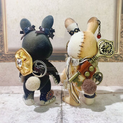 カスタム ウサギファミリー ホワイト シルバニアファミリーの人形 「Steampunk Toy Bunny」OB1 シー 8枚目の画像
