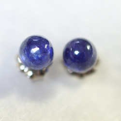 （1 件）非洲藍色藍寶石耳環（5 毫米，鈦柱） 第1張的照片