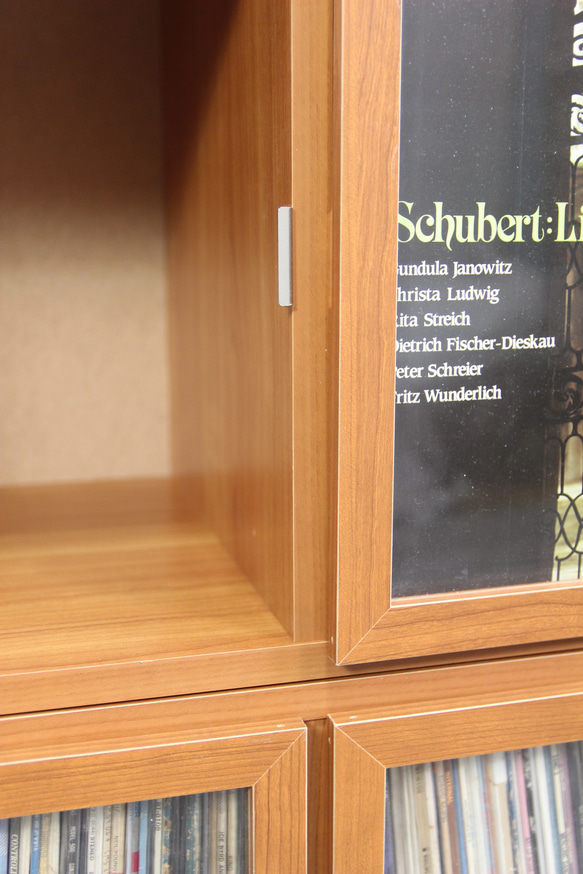 LPレコード収納 | アクリル付き扉 | おしゃれなキャビネット | レコードラック・ディスプレイ棚・ターンテーブル台 5枚目の画像