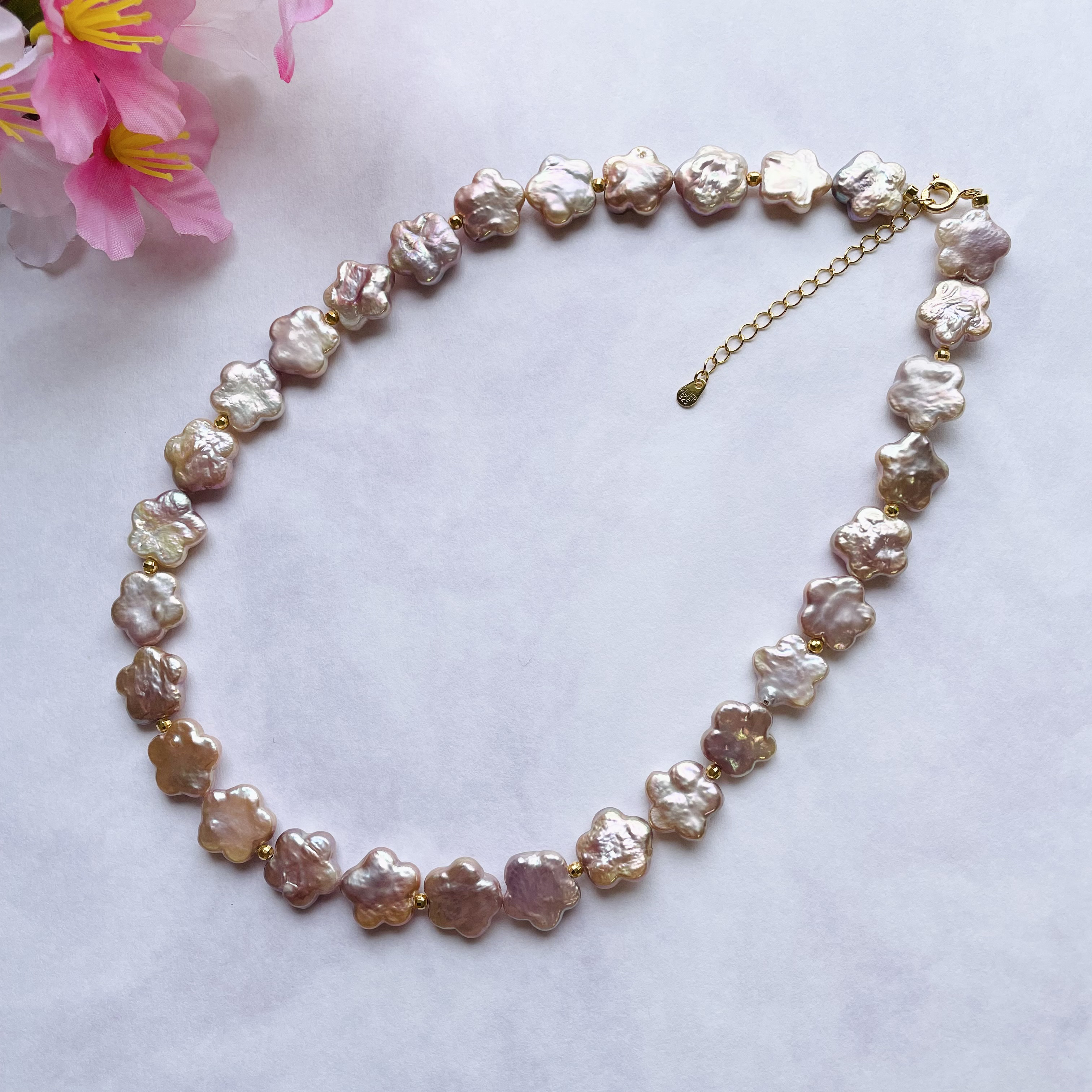 お花のデザインネックレス（ピンク）◇花