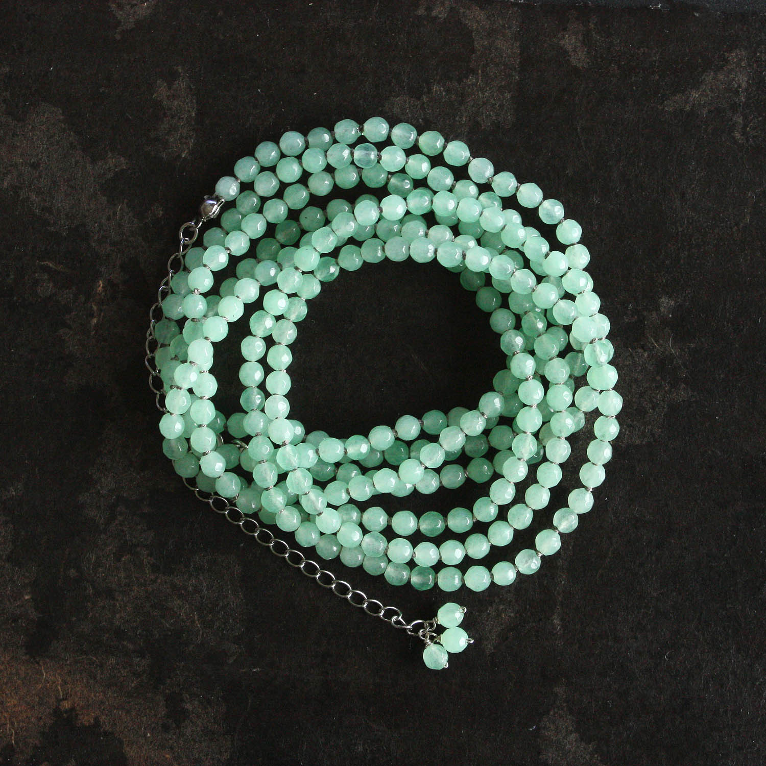 No. 102 136cm・グリーンのクォーツァイトのネックレス