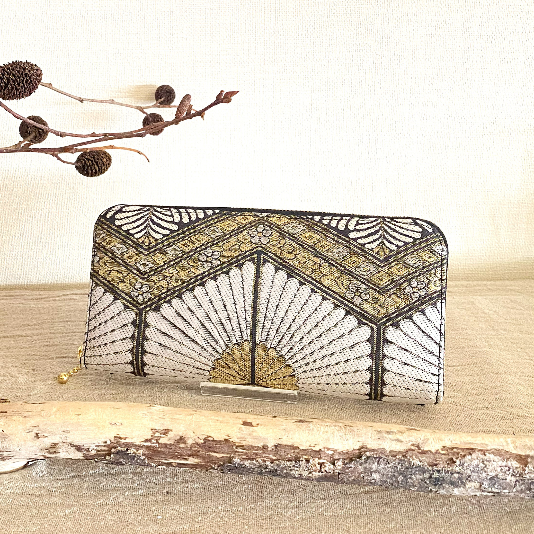 【大容量】obi長財布　「松菊×亀甲」　帯/シルク/ファスナー