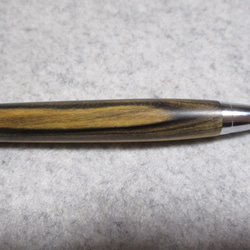 ペールムーンエボニー　キヌカオイル仕上げ　木軸ボールペン(シャープペンシル) 5枚目の画像