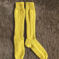 手編み靴下(ハイソックス）メリノウール使用 1枚目の画像