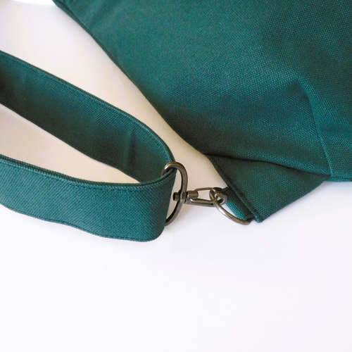 ボディバッグ「Drops」8号帆布ダークグリーン／しずく型（ドロップ型