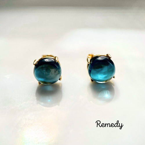 ロトンド】ロンドンブルートパーズ(8 mm)のスタッドピアス 18KGP ロトンド】ロンドンブルートパーズ(8 mm)のスタッドピアス 18KGP