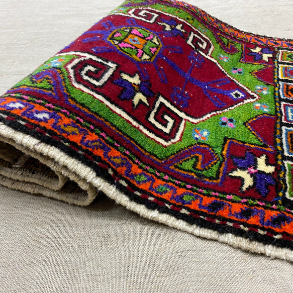 手織りトルコ絨毯 123x54cm ヴィンテージラグ 10枚目の画像