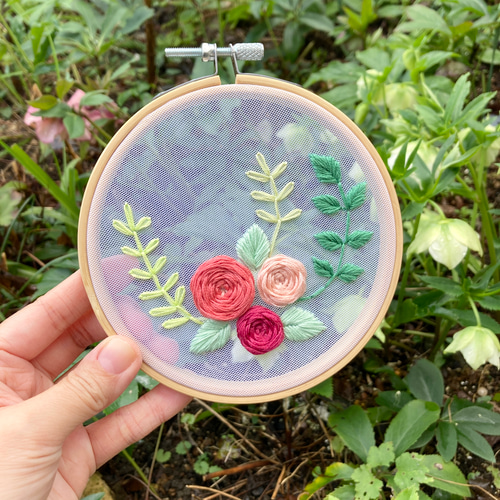 HOOP バラのチュール刺繍枠 ファブリックパネル タペストリー・壁掛け