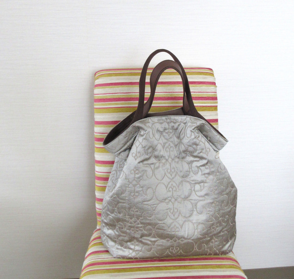 キルティング・バッグ（アメリカ製シルク）縦サイズ 4枚目の画像