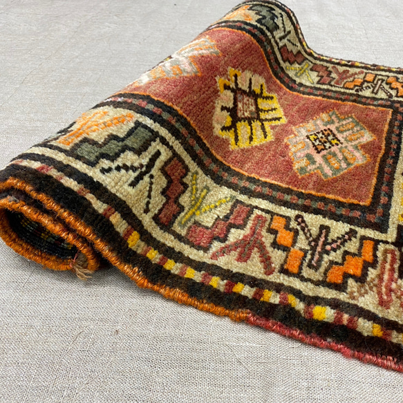 手織りトルコ絨毯 71x48cm ヴィンテージラグ 8枚目の画像