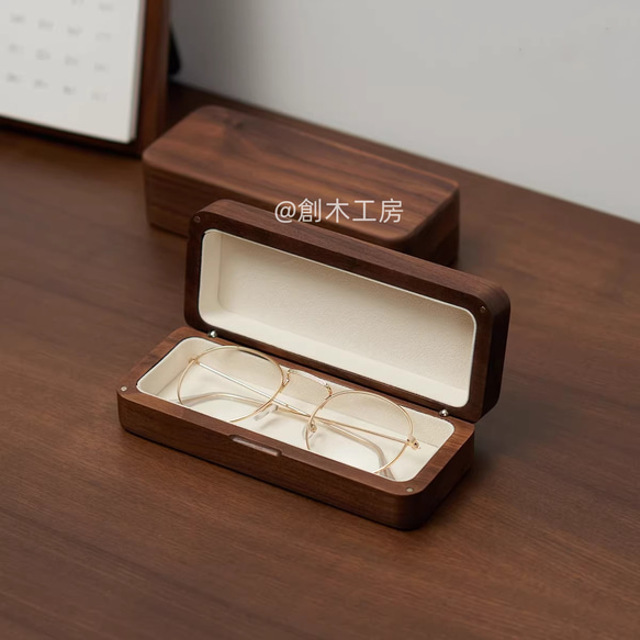 木製 メガネケース 眼鏡 小物入れ 収納ケース 名入れ チェリー材 ウォールナット材 贈り物 2枚目の画像