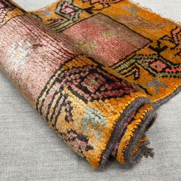 手織りトルコ絨毯 72x41cm ヴィンテージラグ 10枚目の画像