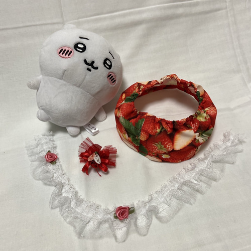 いちごちゃん(ピンク)着ぐるみニット ちいかわ ハチワレ うさぎ