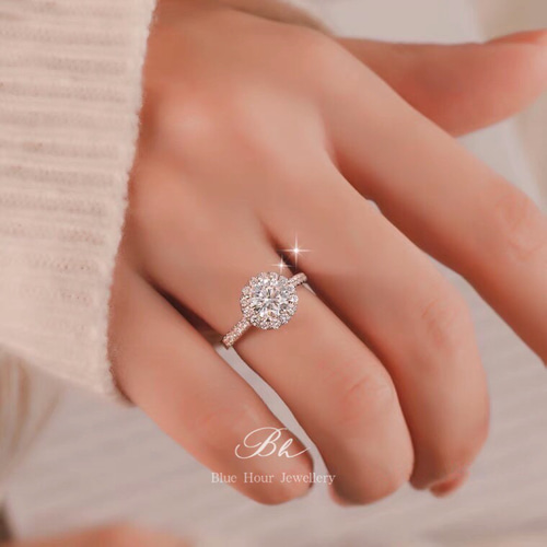 モアッサナイト ラウンド ヘイローリング 0.5ct/1ct/2ct キラキラ