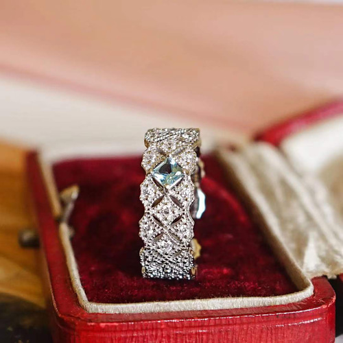 再販多数!フィレンツェの「レース」ヴィンテージ☆トパーズ風 ビジュー