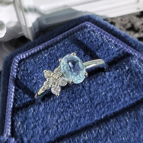 か細い花」 天然宝石 澄んだ☆トパーズ☆リング 指輪・リング 天然石 