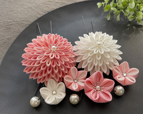 つまみ細工 髪飾り ＊ 正絹 ピンク × 白 卒業式 かんざし つまみ細工